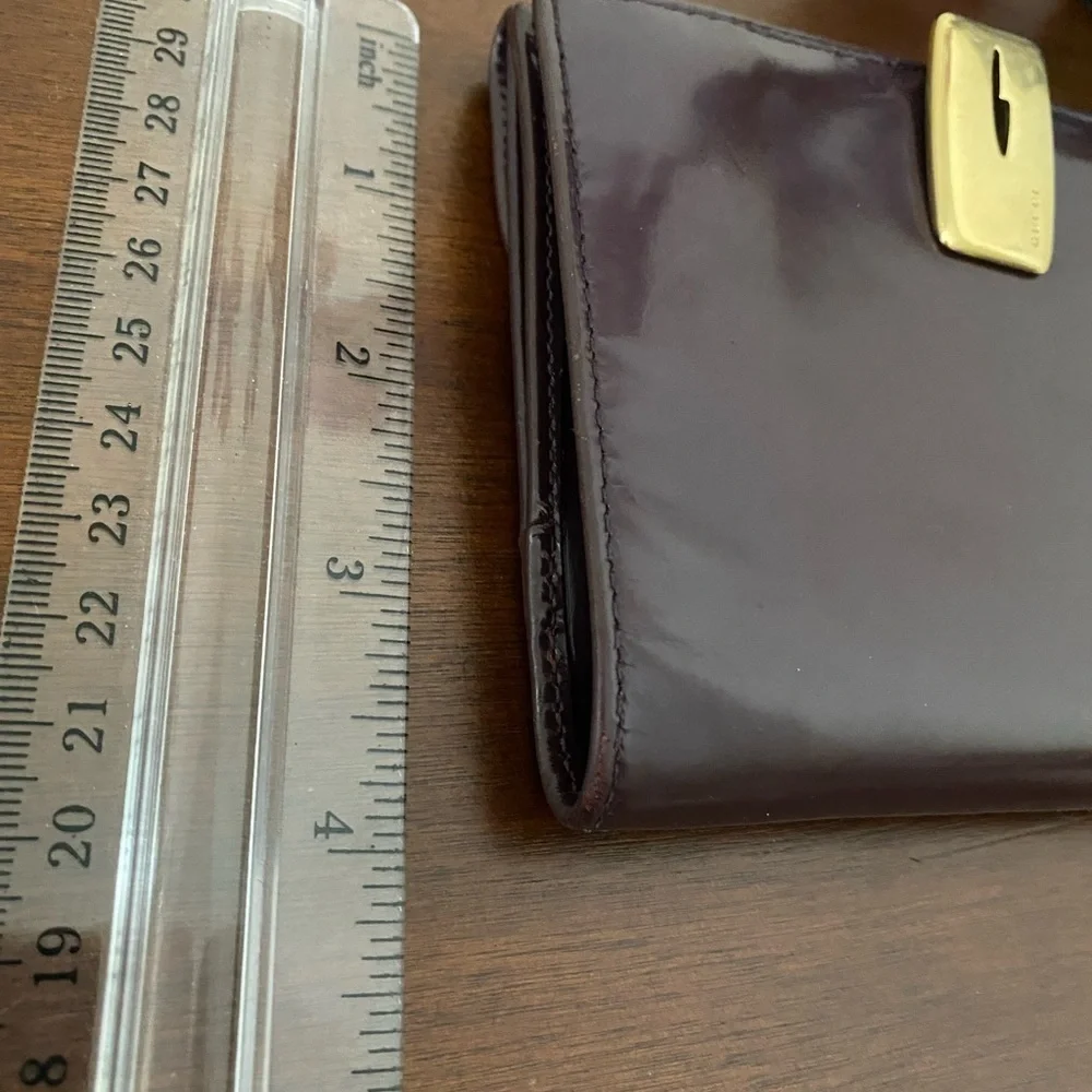 Vintage Gucci Tom Ford Era Purple Patent Leather Double-Sided Bifold Wallet - Picture 8 of 8